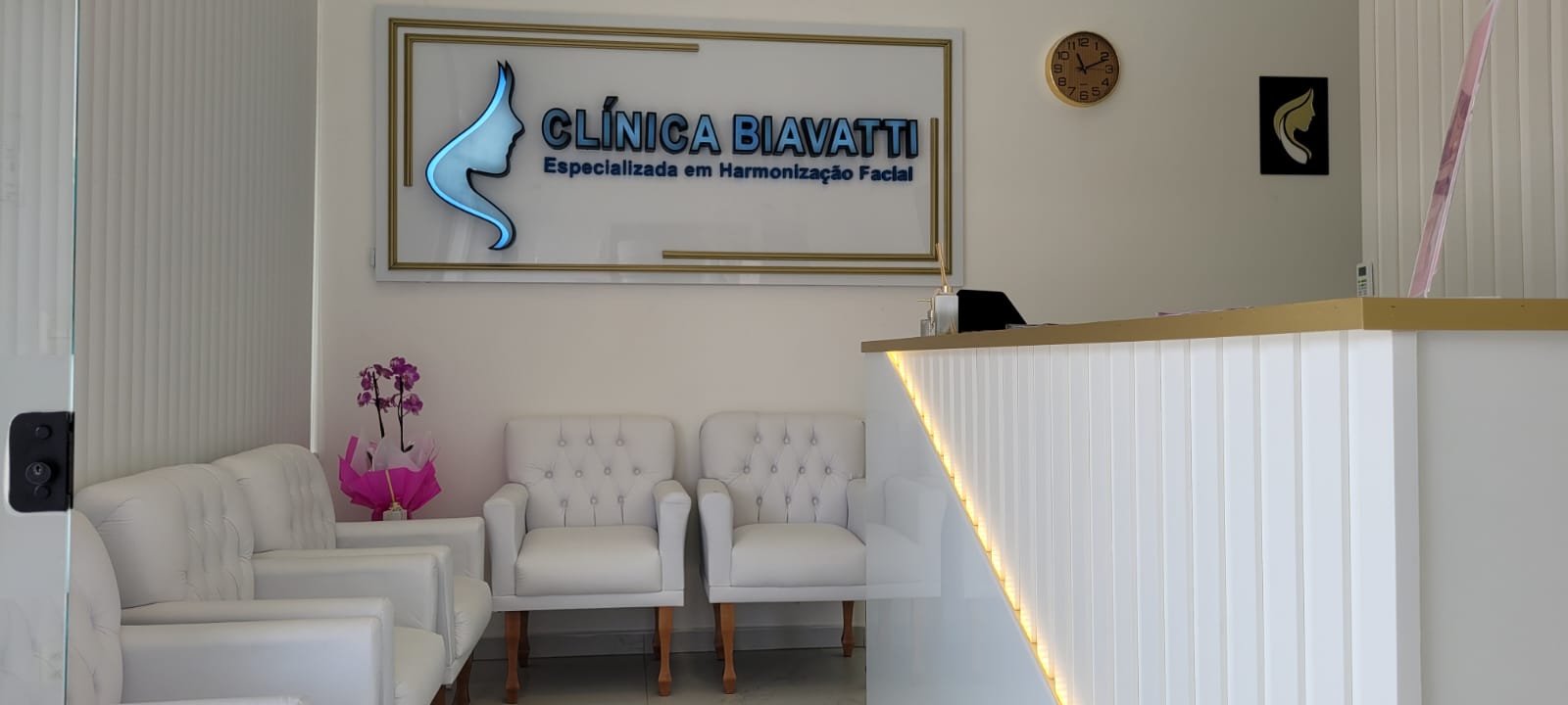 Recepção da Clínica Biavatti Glória em Joinville-SC