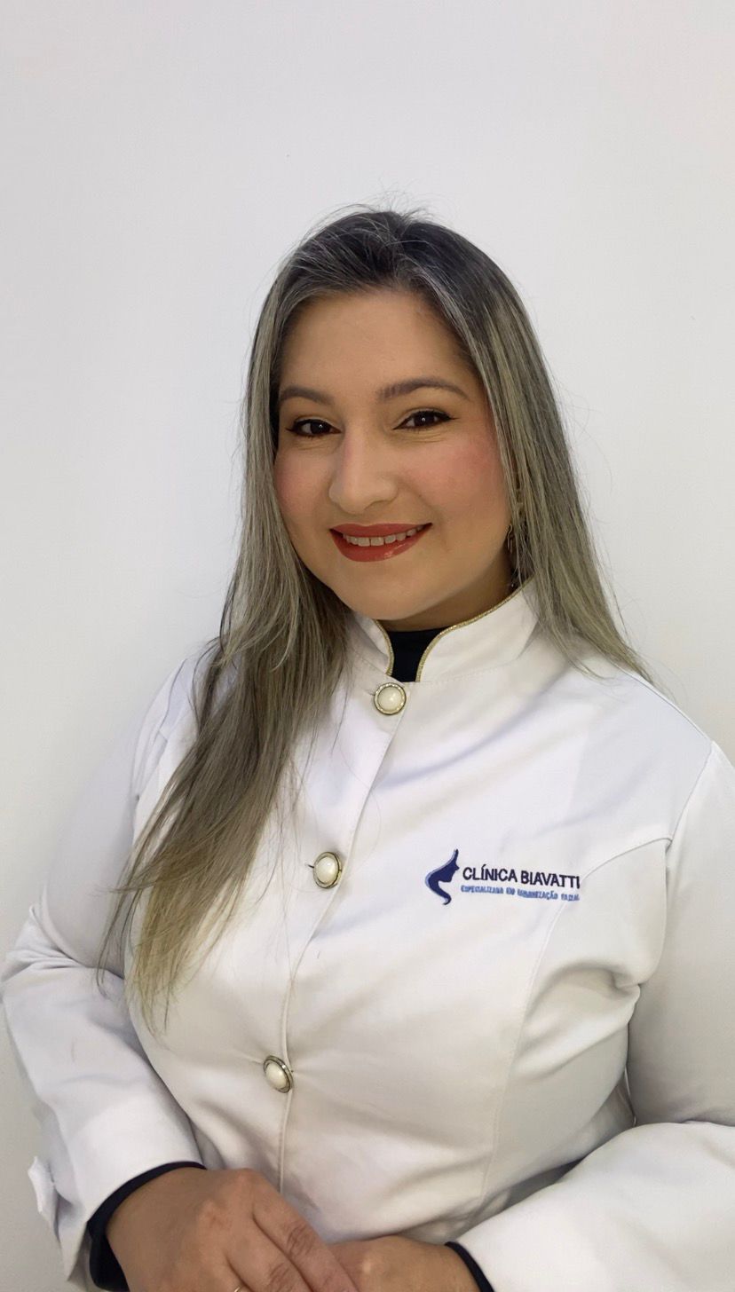 Dra. Katiane Xavier, Biomédica Esteta CRBM-5 8311 — Clínica Biavatti Glória, Joinville-SC